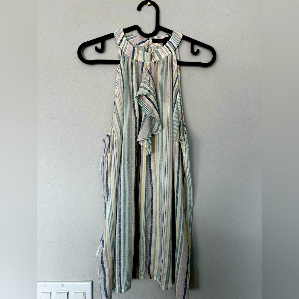 NWT BCBG Sleeveless White Striped Top, size M